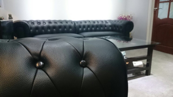 Black Chesterfield sofa 